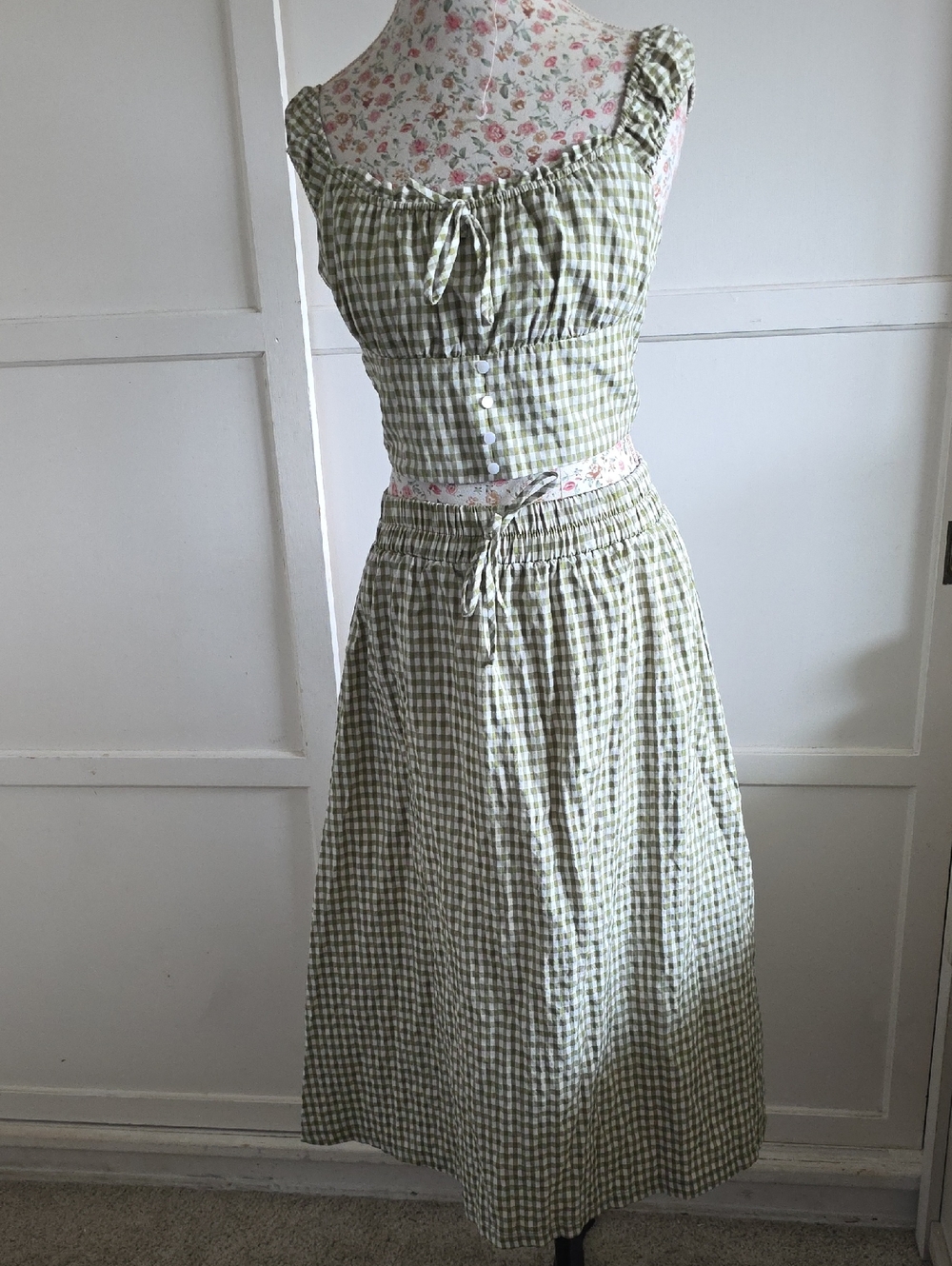 Classic Green Gingham Top & Drawstring Midi Skirt - Women Size M